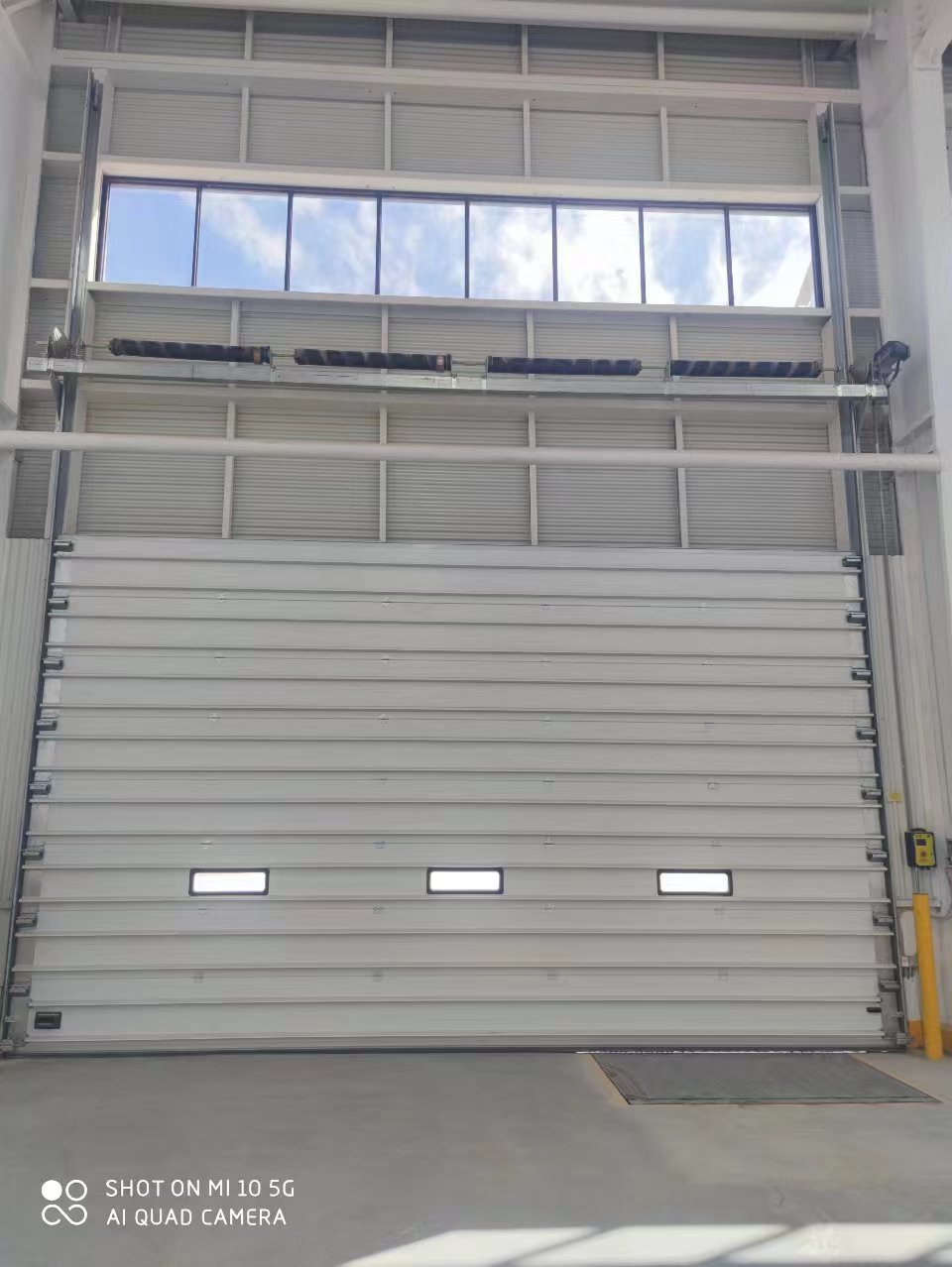 工業(yè)提升門、滑升門-興德門業(yè)